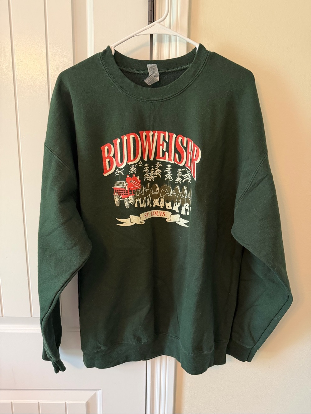 Unisex Budweiser Green Graphic Crewneck Sweatshirt
